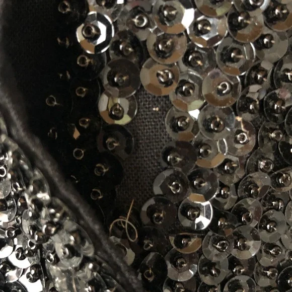 Stunning Sequin Musical Note Vest - Black and Silver - Picture 12 of 14